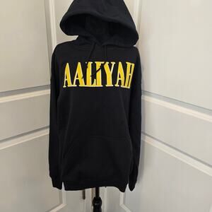 NWT Unisex Licensed Black Aaliyah Oversized Graphic Print Hoodie Size M